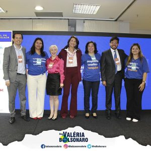 Deputada Valéria Bolsonaro - Palestra: “a importância do trabalho em rede com as casas legislativas”