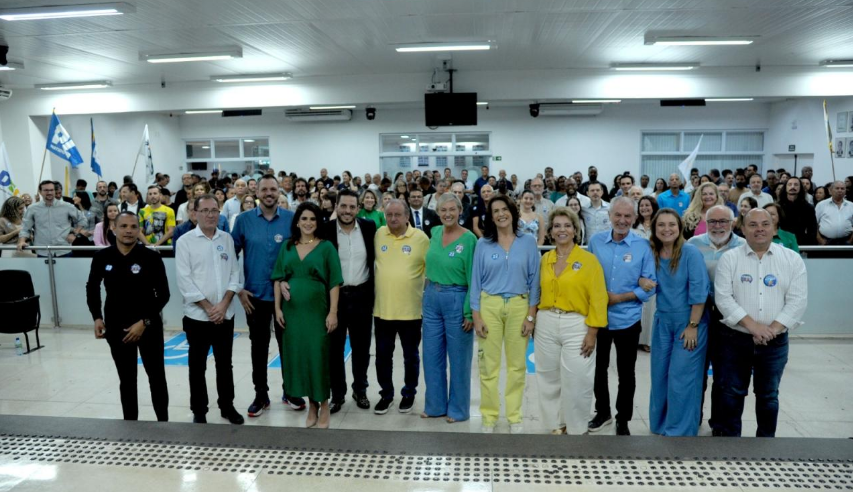 Você está visualizando atualmente Valéria Bolsonaro participa de convenção de lançamento de Erika Tank à prefeitura de Limeira