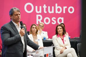 Leia mais sobre o artigo Valéria Bolsonaro destaca-se na luta pela saúde das mulheres no Outubro Rosa